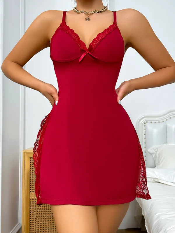 Secret Dream - Soft fabric, delicate slits